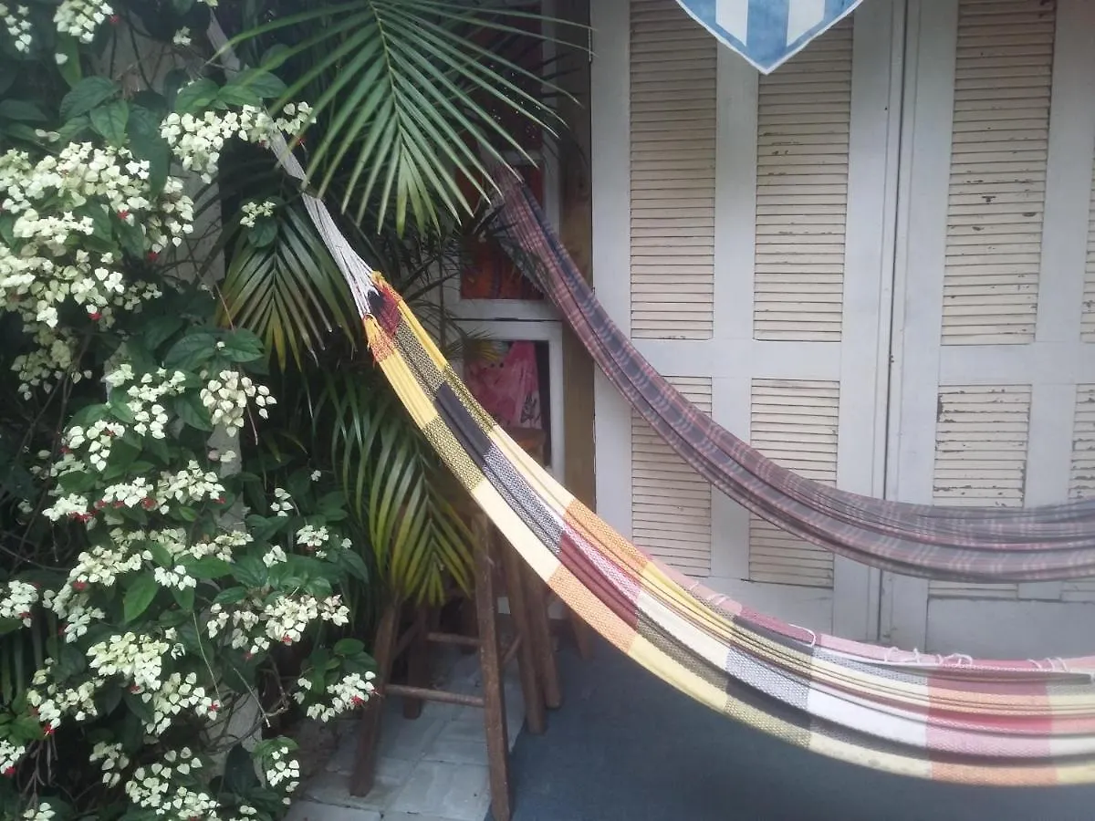 Florianópolis Casa Hostel Mosaicos Dya לינה וארוחת בוקר